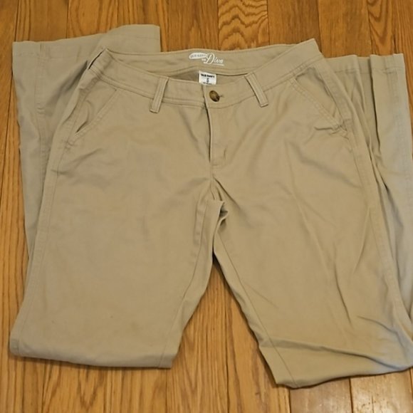 Old Navy The Diva Boot Cut Khakis - Picture 2 of 3